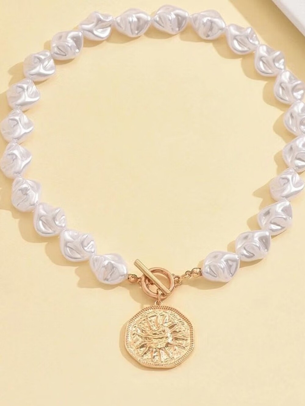 Gold Pearl Beaded Chain Coin Choker Necklace - Picture 3 of 5